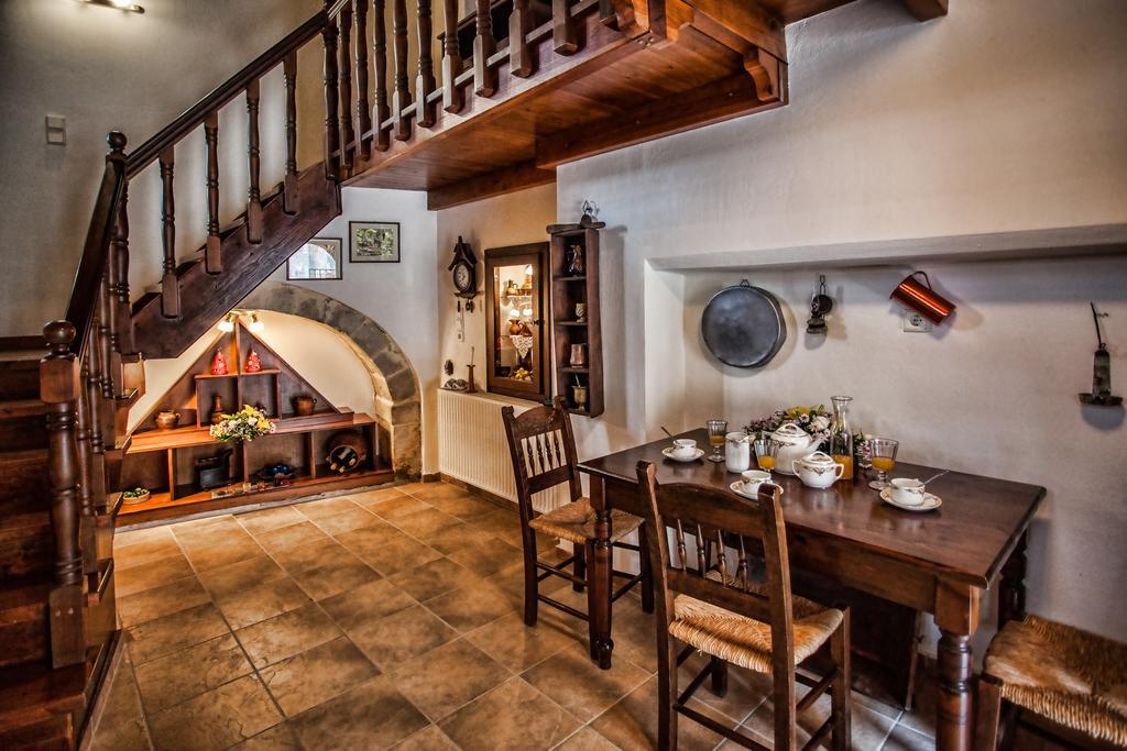 Erontas Villa อาร์ยิรูโปลิส ภายนอก รูปภาพ